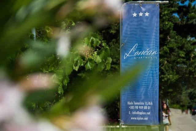 Apartments Loncar クルク 部屋 写真